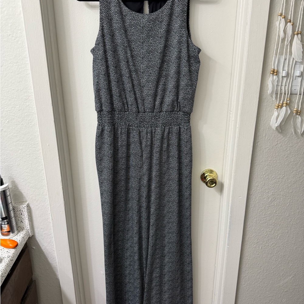Vince Camuto Gray Sleeveless Halter jumpsuit